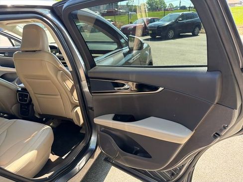 Used 2023 Lincoln Nautilus Reserve w/ Monochromatic Package FWD image 28