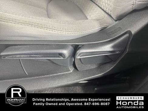 Used 2023 Honda Pilot LX image 21