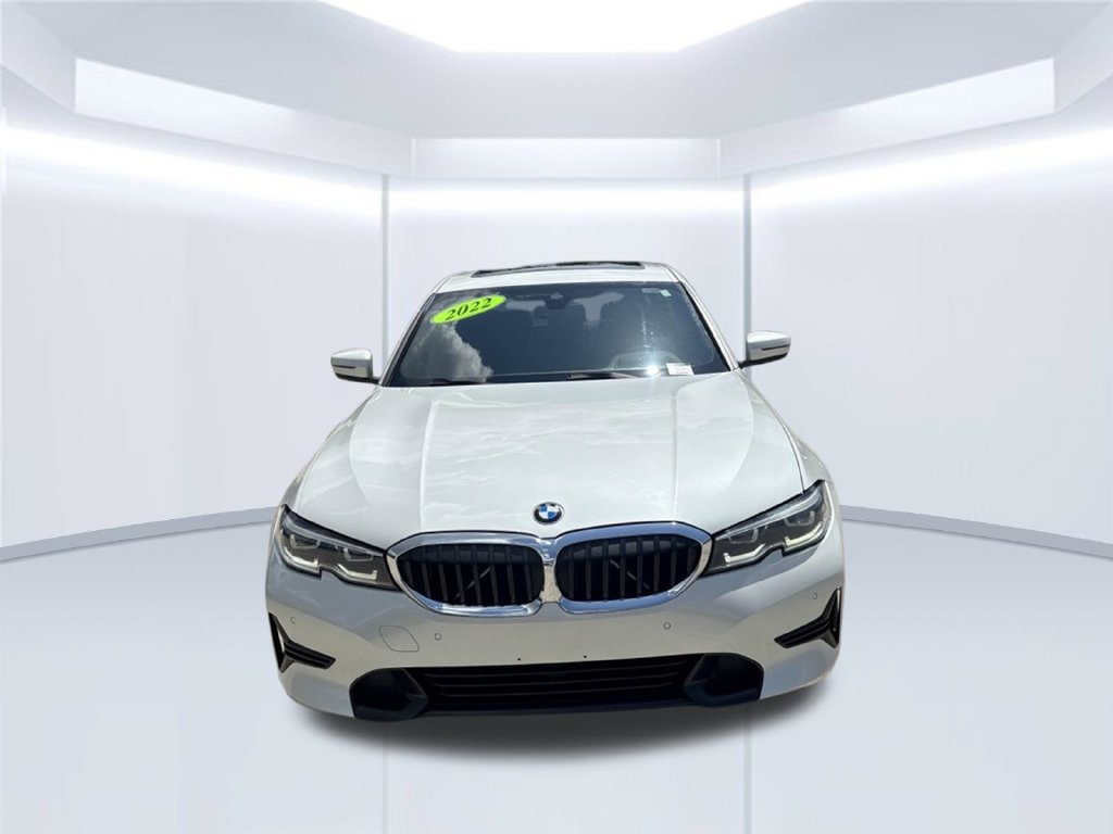 Used 2022 BMW 330i Sedan w/ Premium Package RWD image 2