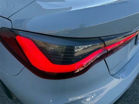 Used 2024 BMW M440i Convertible w/ Premium Package image 32