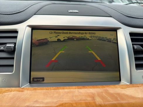 Used 2009 Lincoln MKS image 23