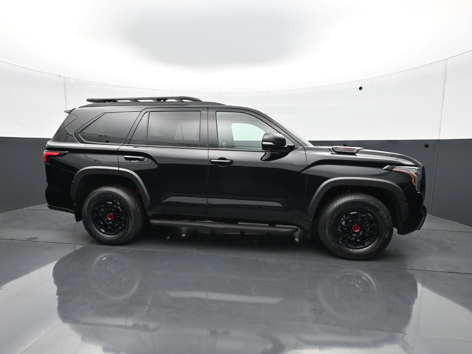 Used 2025 Toyota Sequoia TRD Pro AWD/4WD image 8