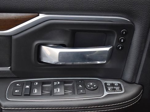 Used 2024 RAM 2500 Laramie w/ Safety Group image 22