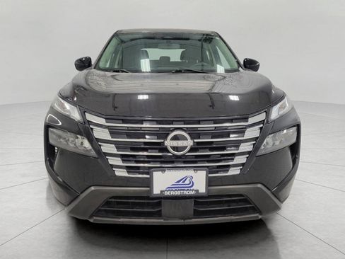 Used 2024 Nissan Rogue SV image 14