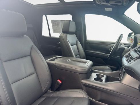 Used 2021 Chevrolet Tahoe Z71 w/ Z71 Signature Package AWD/4WD image 21