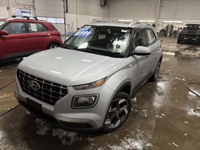 Used 2023 Hyundai Venue SEL w/ Cargo Package