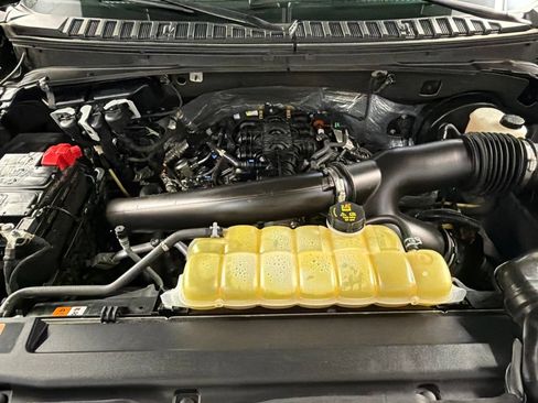 Used 2021 Ford Expedition XLT AWD/4WD image 42
