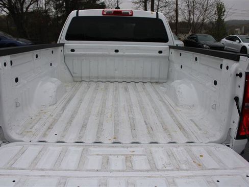 Used 2022 Chevrolet Colorado LT w/ Fleet Safety Package image 17