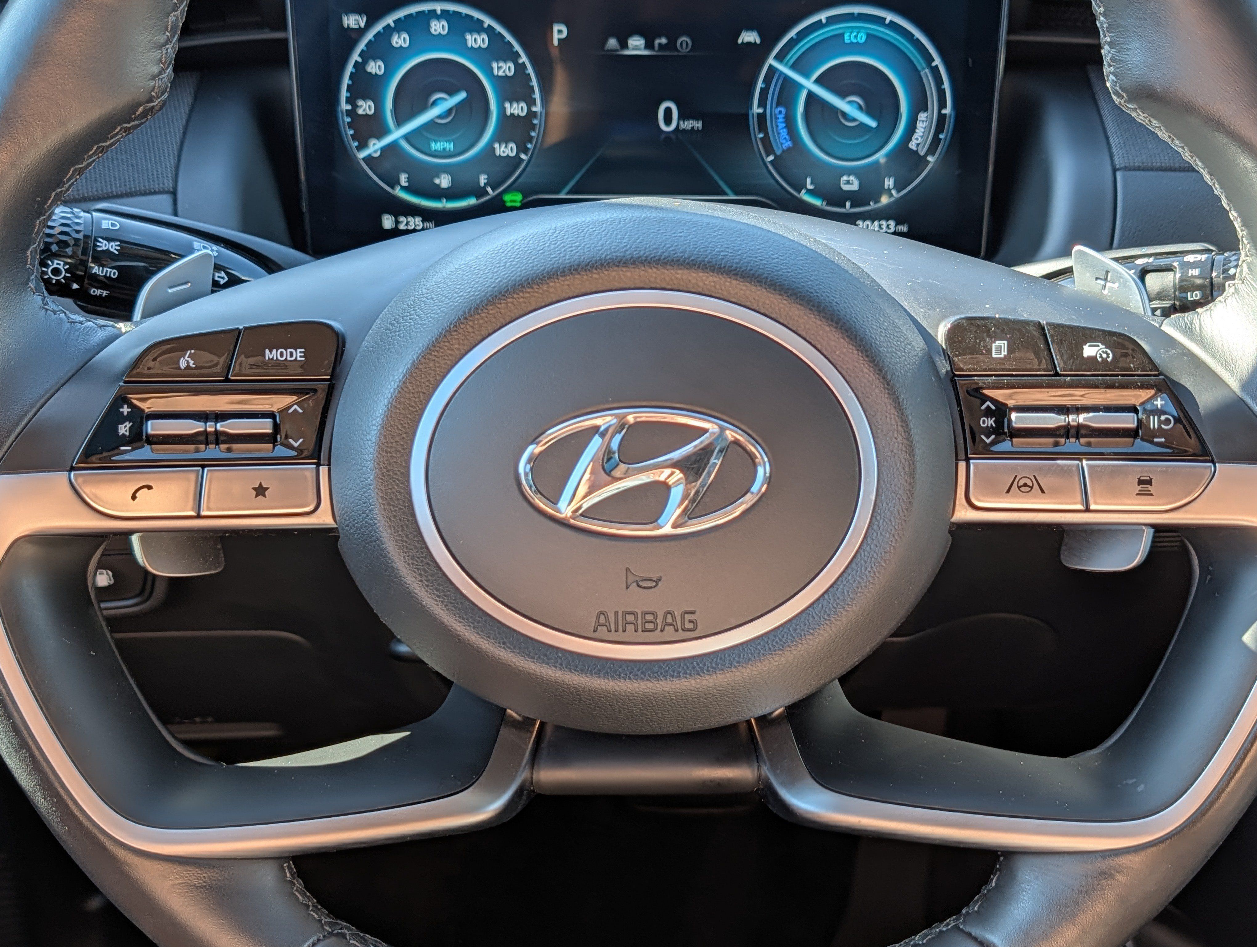 Certified 2024 Hyundai Tucson Limited AWD/4WD image 25