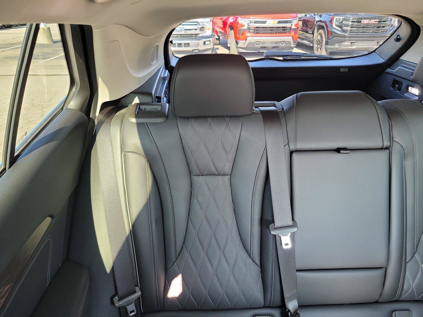 Used 2023 Buick Envision Avenir AWD/4WD image 12