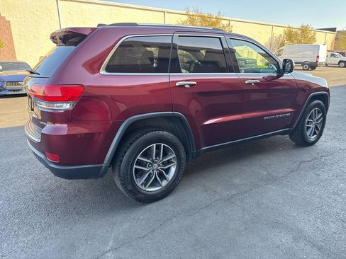 Used 2018 Jeep Grand Cherokee Limited image 9