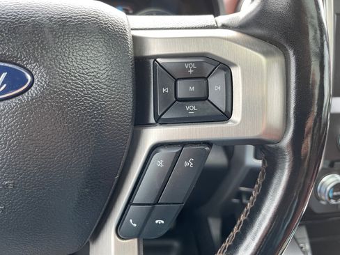 Used 2018 Ford F150 Platinum w/ Equipment Group 701A Luxury image 22