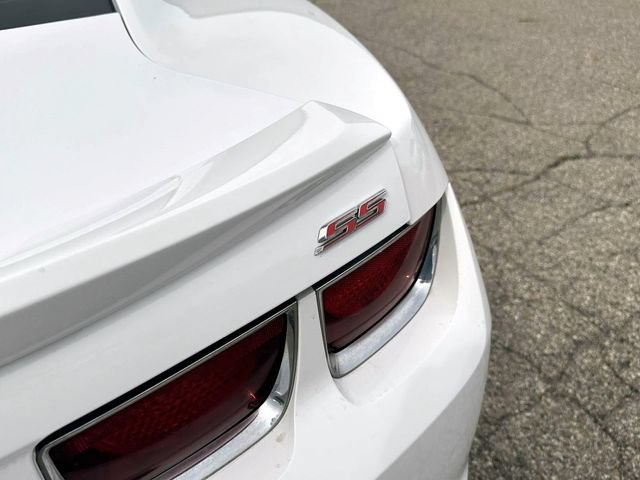 Used 2011 Chevrolet Camaro SS w/ RS Package RWD image 11