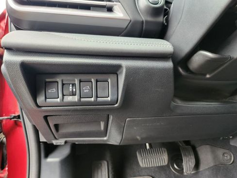 Used 2024 Subaru Outback Limited image 28