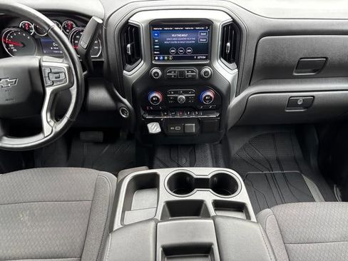 Used 2021 Chevrolet Silverado 1500 RST w/ Z71 Off-Road Package image 17