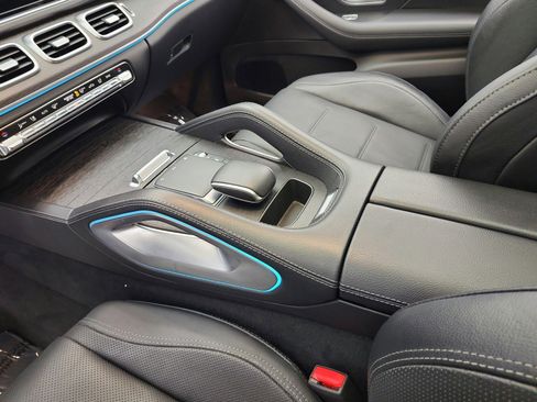 Used 2022 Mercedes-Benz GLE 350 image 11