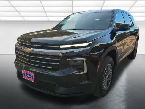 Certified 2025 Chevrolet Traverse LT image 25