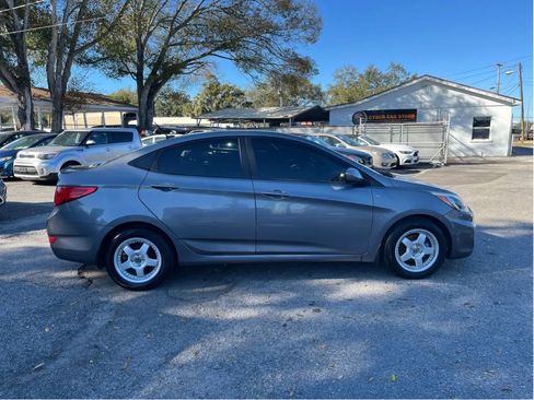 Used 2015 Hyundai Accent GLS image 4