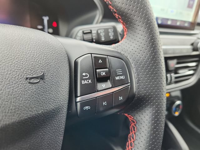 Used 2025 Ford Escape ST-Line FWD image 24