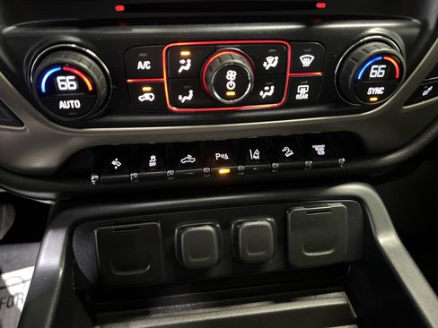 Used 2016 GMC Sierra 3500 Denali w/ Duramax Plus Package AWD/4WD image 21