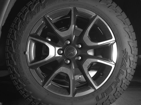 Used 2025 Jeep Compass Trailhawk AWD/4WD image 11