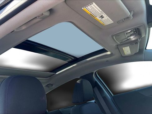 Used 2024 Chevrolet Malibu LT image 27