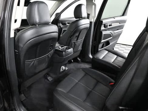 Used 2021 Kia Telluride SX FWD image 16