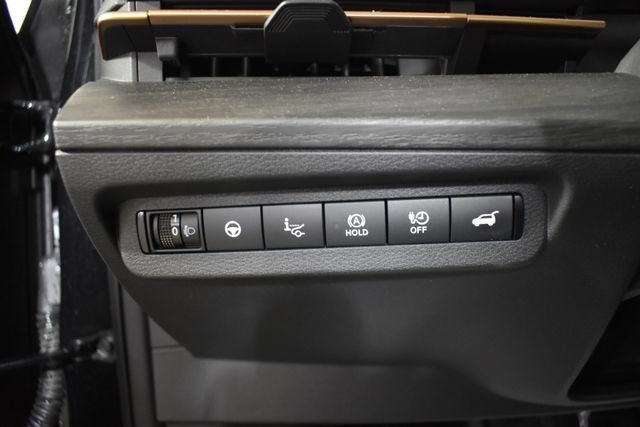 Certified 2024 Nissan Ariya AWD image 14