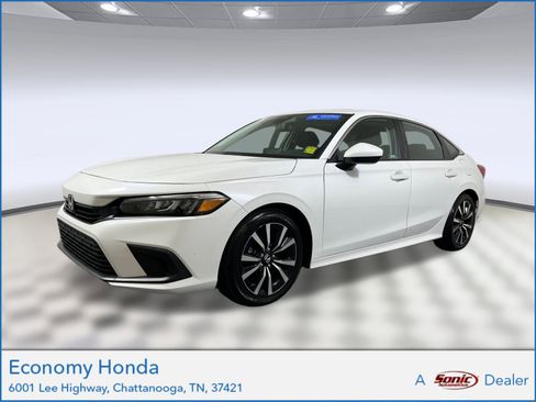 Used 2023 Honda Civic EX image 1