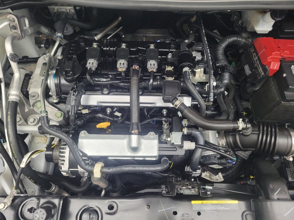 Used 2025 Nissan Versa S w/ Trunk Package FWD image 30