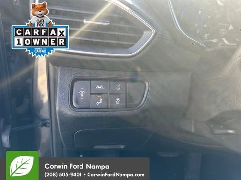 Used 2020 Hyundai Santa Fe SEL AWD/4WD image 16