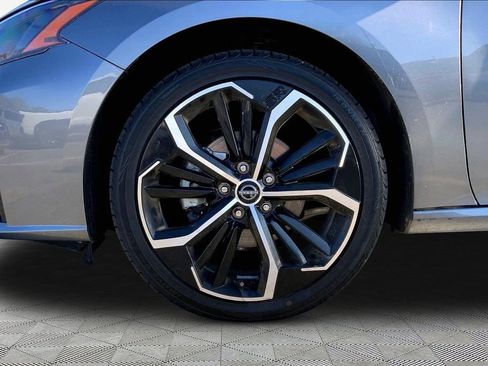 Used 2024 Nissan Altima 2.5 SR image 21