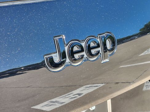 Used 2025 Jeep Grand Cherokee L Summit w/ Obsidian Package AWD/4WD image 44