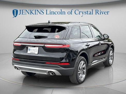 New 2026 Lincoln Corsair Premiere FWD image 5