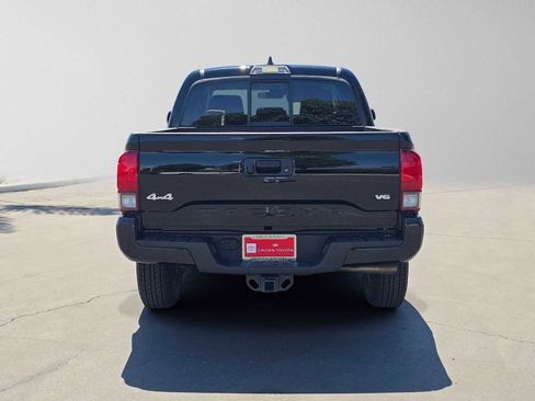 Used 2023 Toyota Tacoma SR AWD/4WD image 4