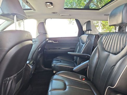 Used 2023 Hyundai Palisade Limited FWD image 30