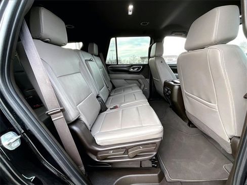 Used 2024 Chevrolet Tahoe LT image 15