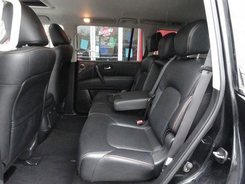 Used 2018 Nissan Armada SL w/ Moonroof Package image 9