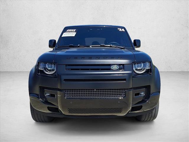 Used 2024 Land Rover Defender 110 X AWD/4WD image 2