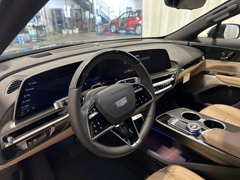 New 2024 Cadillac Lyriq Sport w/ Nappa Leather Package image 22