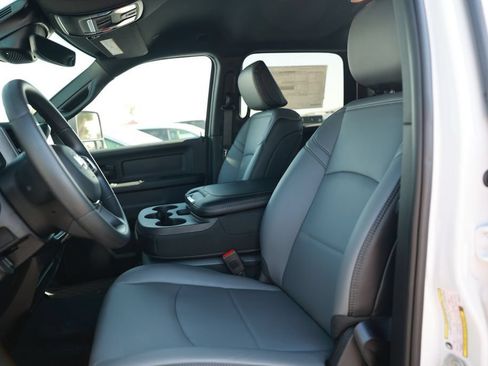 New 2026 RAM 2500 Tradesman AWD/4WD image 16