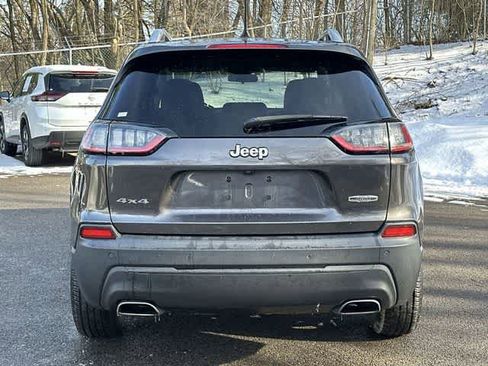 Used 2019 Jeep Cherokee Latitude Plus w/ Cold Weather Group image 4