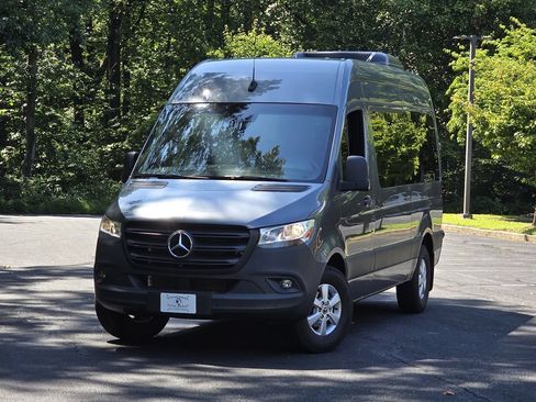 Used 2023 Mercedes-Benz Sprinter 2500 image 1