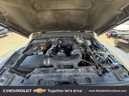 Used 2024 Jeep Wrangler Sport AWD/4WD image 32