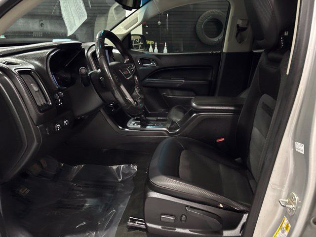 Used 2017 GMC Canyon SLE w/ All Terrain Package AWD/4WD image 14