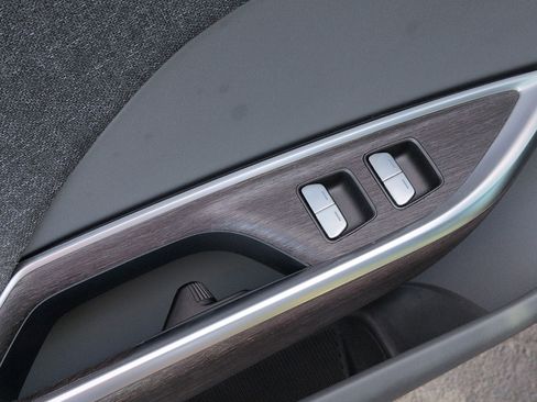 Used 2024 Lucid Air Touring image 15