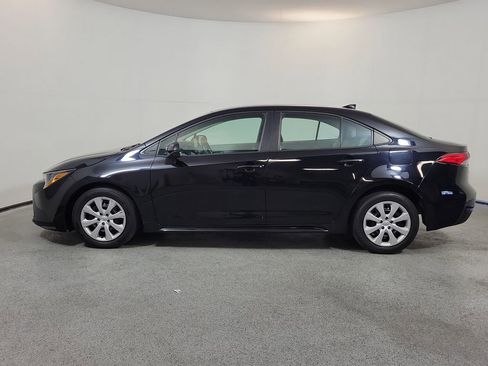 Used 2023 Toyota Corolla LE FWD image 4