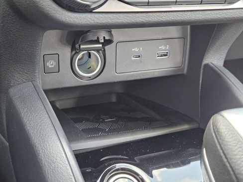 Certified 2025 Nissan Versa SR w/ Trunk Package FWD image 24