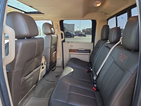 Used 2015 Ford F250 King Ranch w/ FX4 Off-Road Package image 9