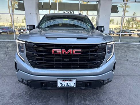Used 2023 GMC Sierra 1500 Elevation w/ Elevation Premium Package AWD/4WD image 2